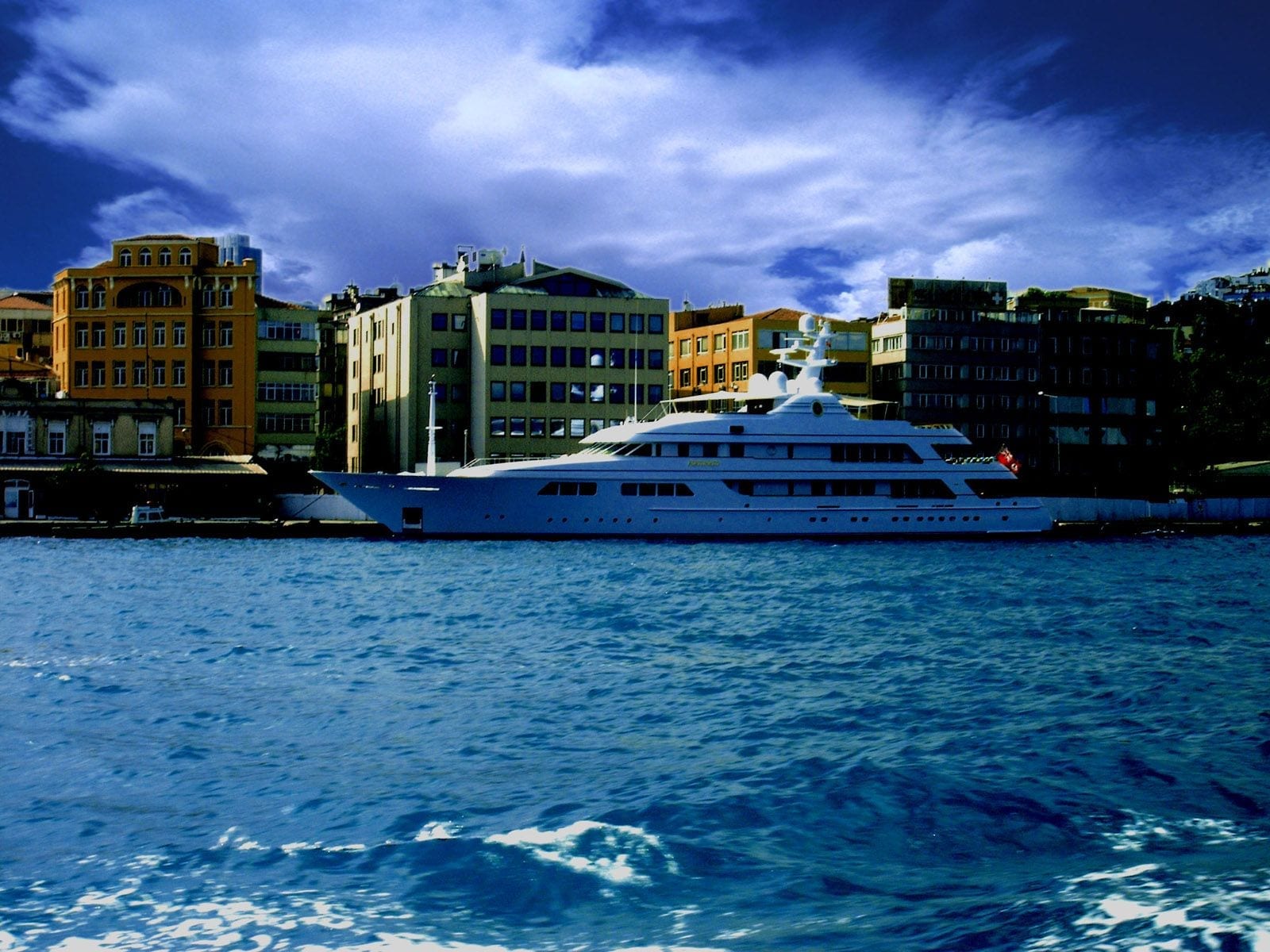 private bosphorus cruise yacht boat rent